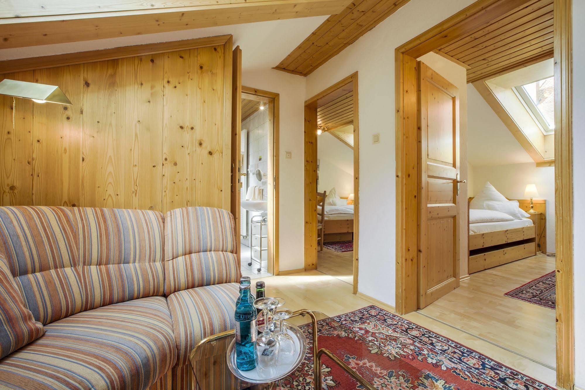 אמברג Hotel Brunner מראה חיצוני תמונה
