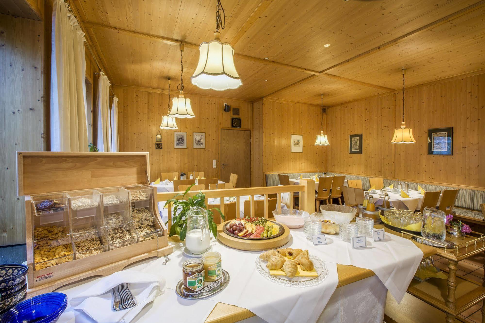 אמברג Hotel Brunner מראה חיצוני תמונה