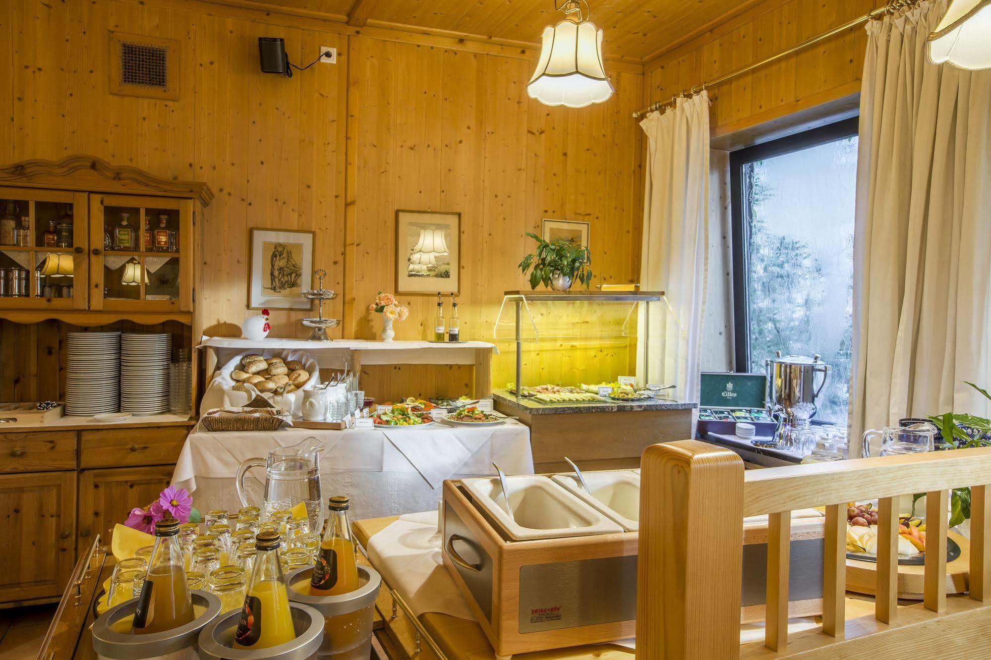 אמברג Hotel Brunner מראה חיצוני תמונה