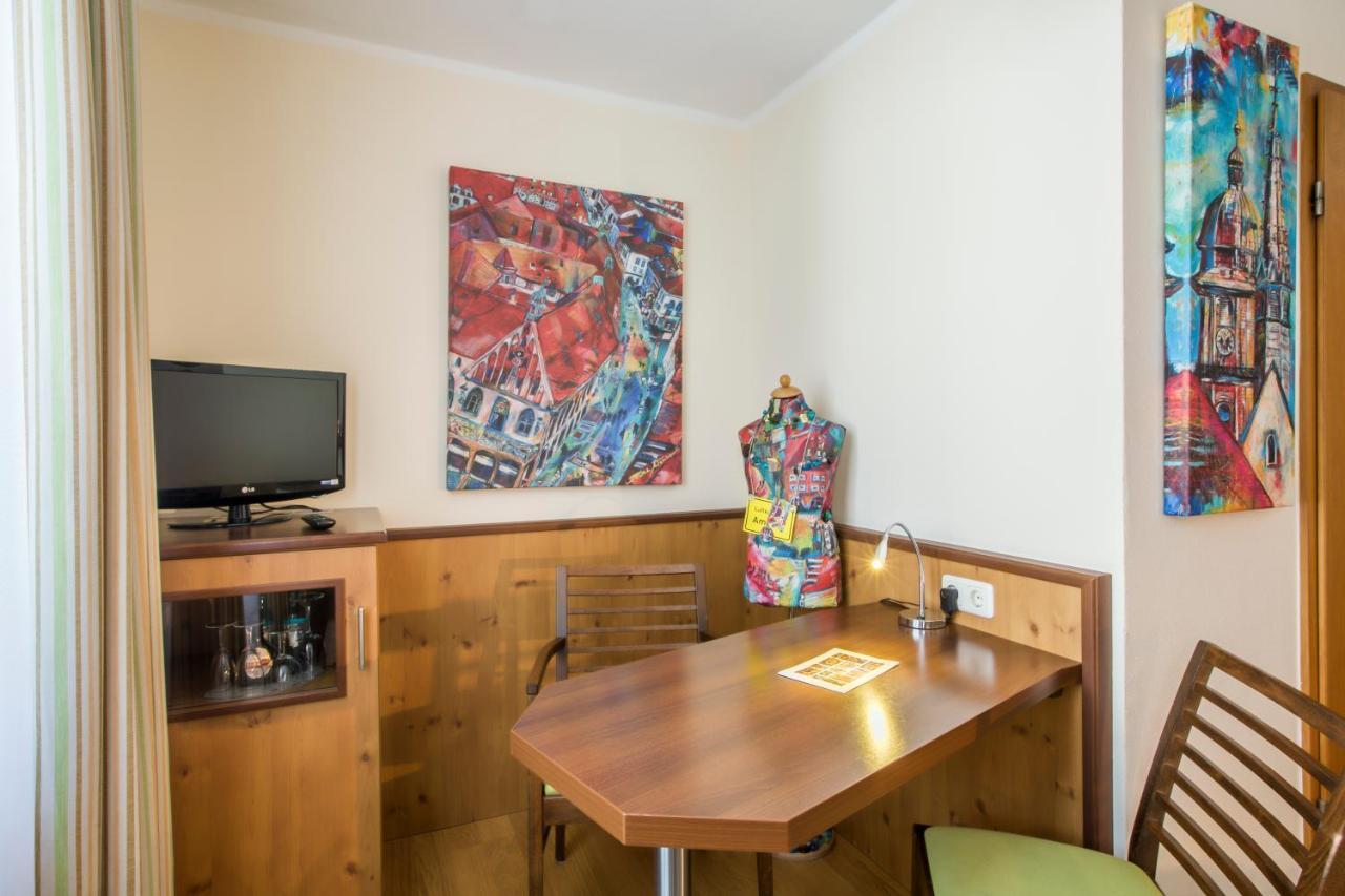 אמברג Hotel Brunner מראה חיצוני תמונה